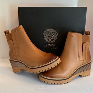 VINCE CAMUTO WEDGE BOOTS